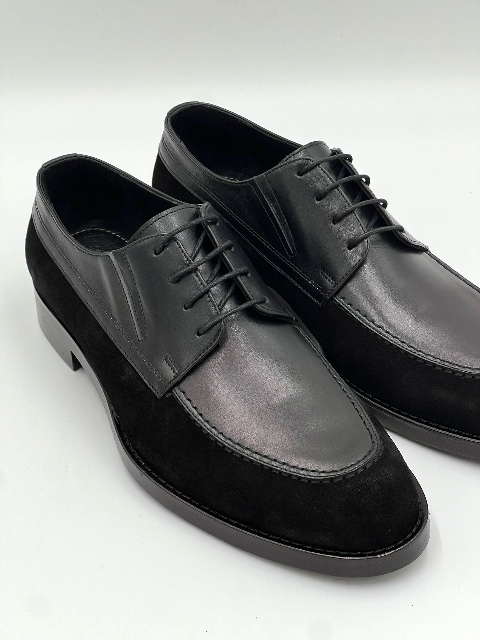 Style: 20504-Black