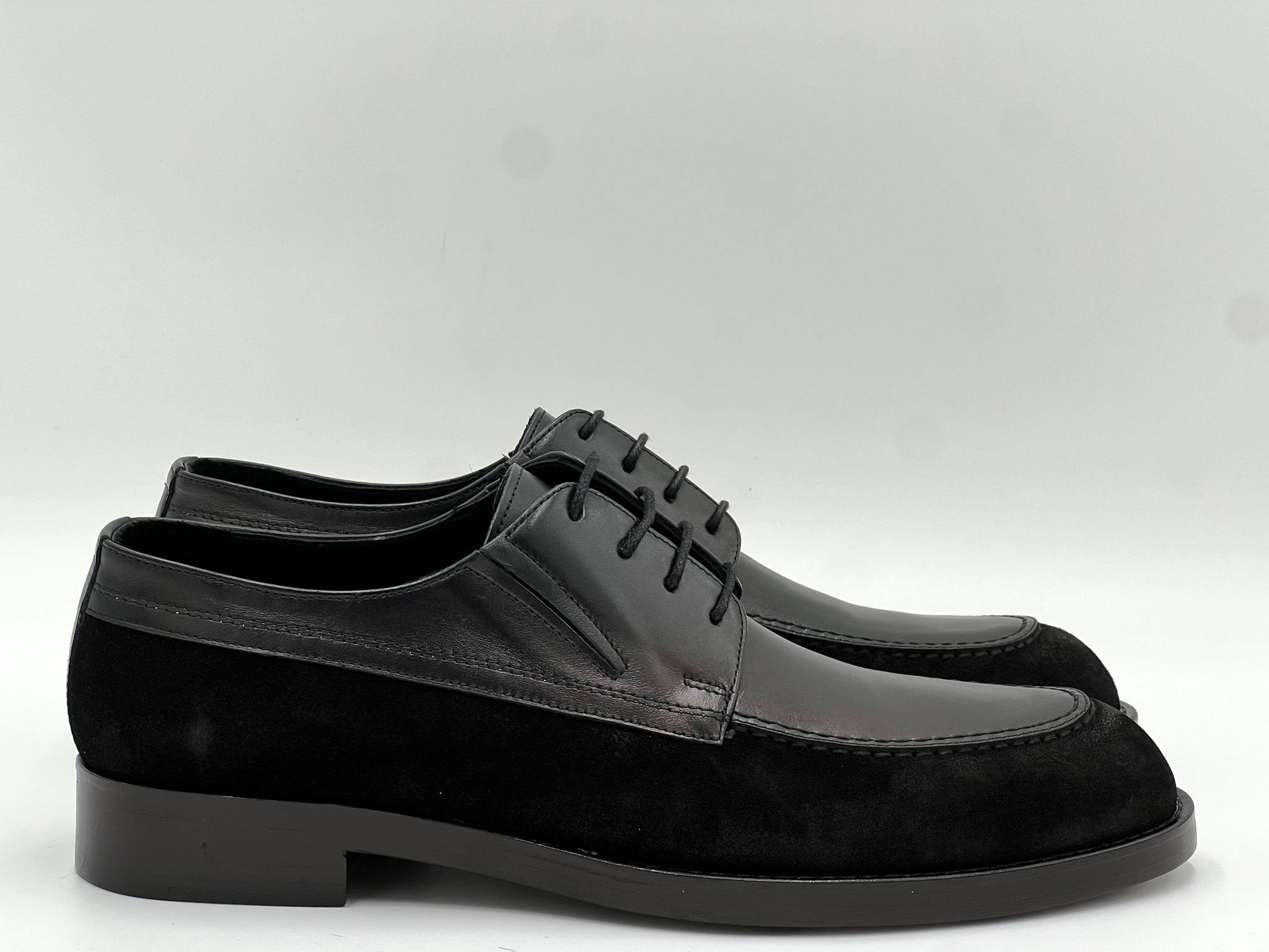 Style: 20504-Black