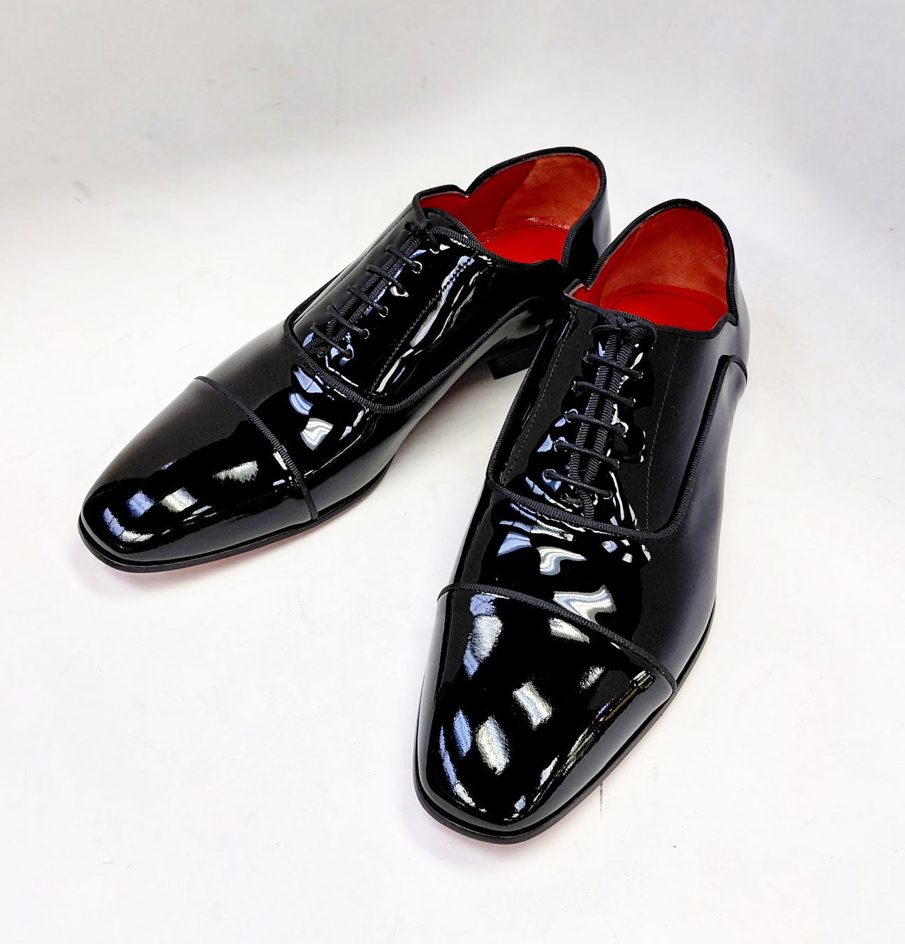 Style: 23160-Black