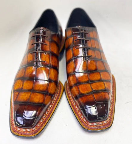 Style: Ghost-Cognac