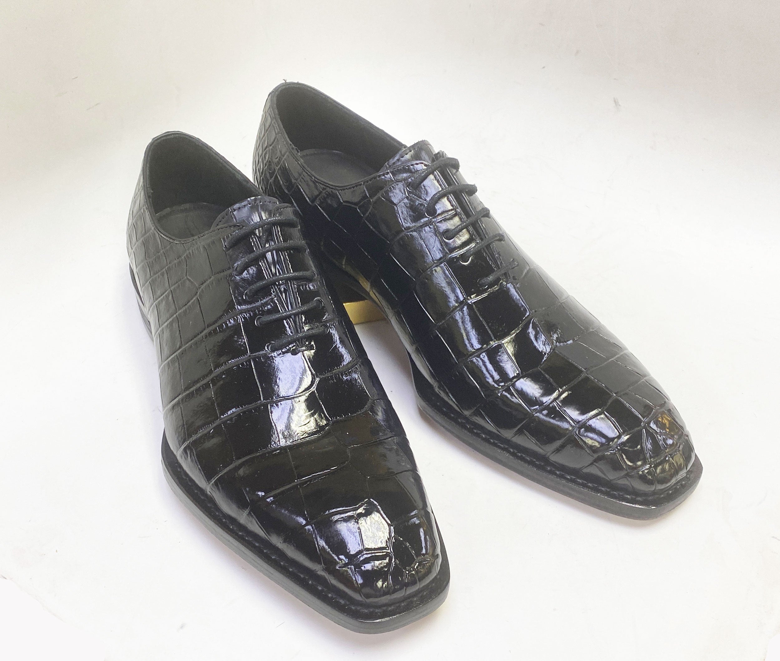 Style: Gladiator-Black
