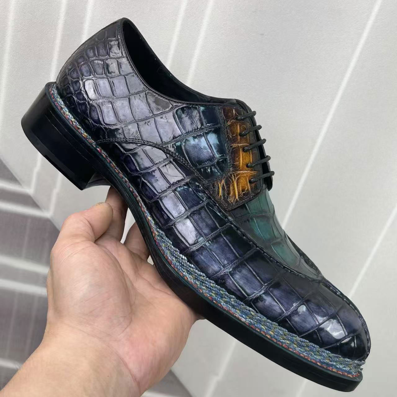 Style: Regent-Grey
